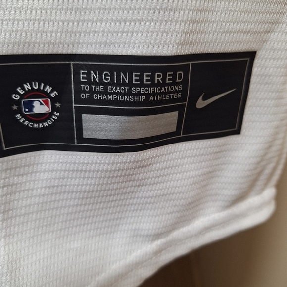 A Nike Genuine Merchandise Atlanta Braves Blank jersey in multiple sizes. - Picture 2 of 8